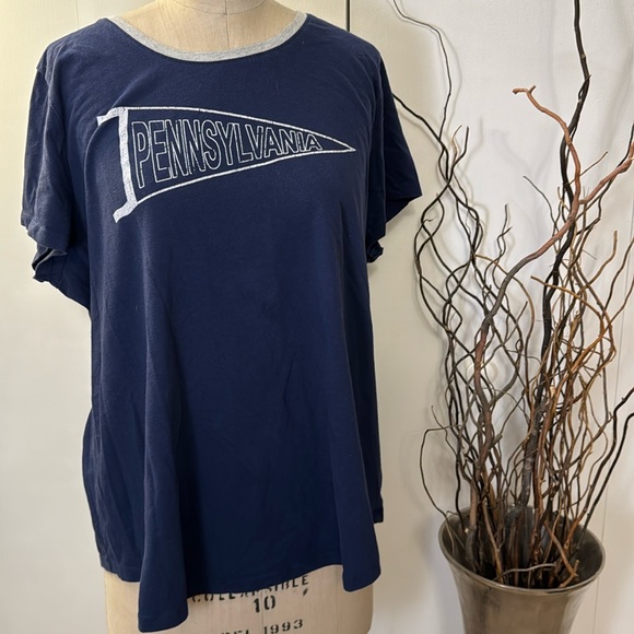 Sonoma Tops - Pennsylvania Pennant T-shirt short sleeve navy